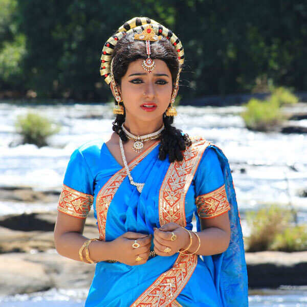 Leema Stills