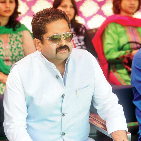 Amit Bhalla Images