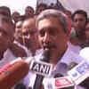 Article image for: Parrikar pays floral tribute to martyr Anmol <i class="tbold">Pratap Singh</i>