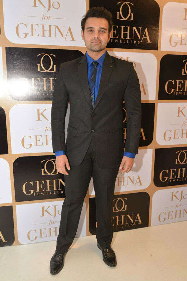 Mahaakshay Chakraborty
