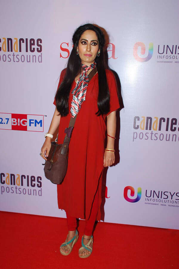 Shradha Kaul Photos