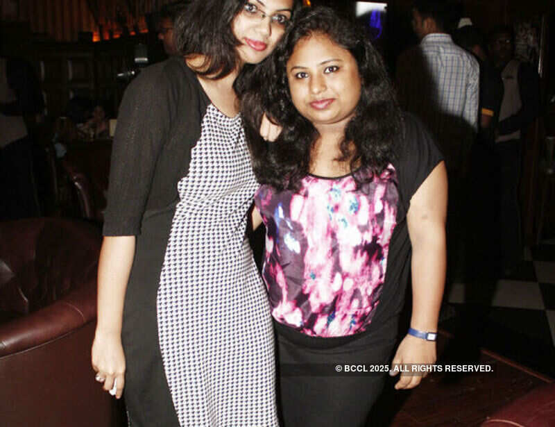 Weekend party at 10 D