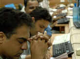 Sensex closes 556 pts down on foreign outflows