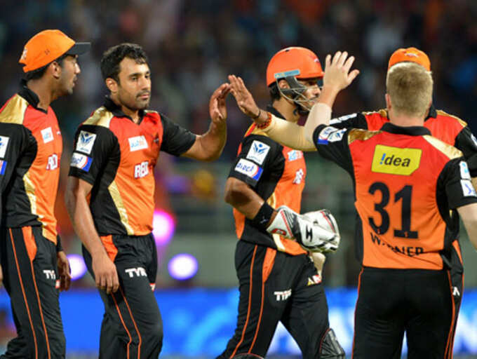 SRH vs KKR: Dhawan, Warner shine in the game | The Times of India