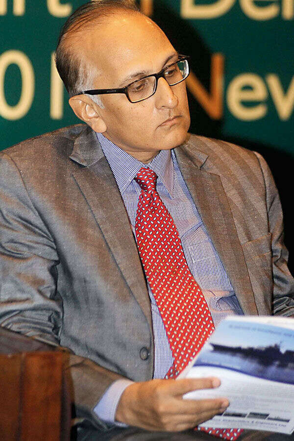 Ravindra Bhat Photos