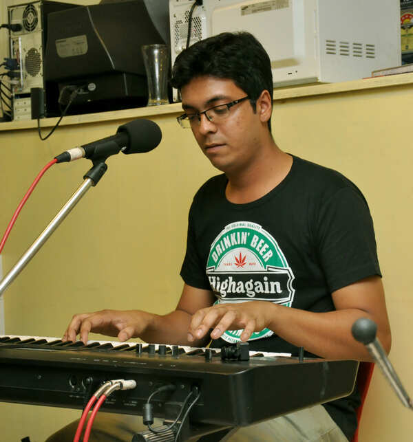 Samrat Mukherjee Pictures