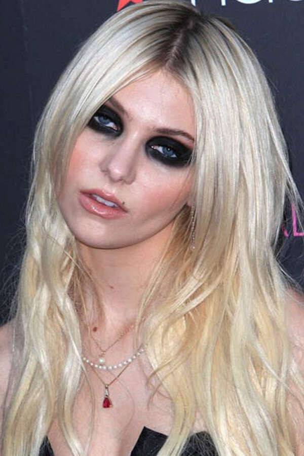 Taylor Momsen Pictures