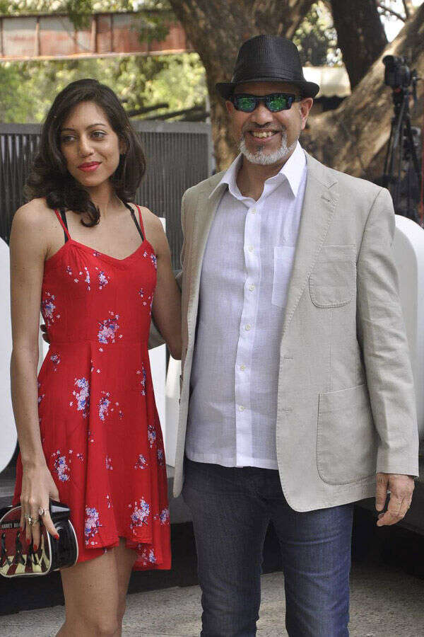 Loy Mendonsa Stills