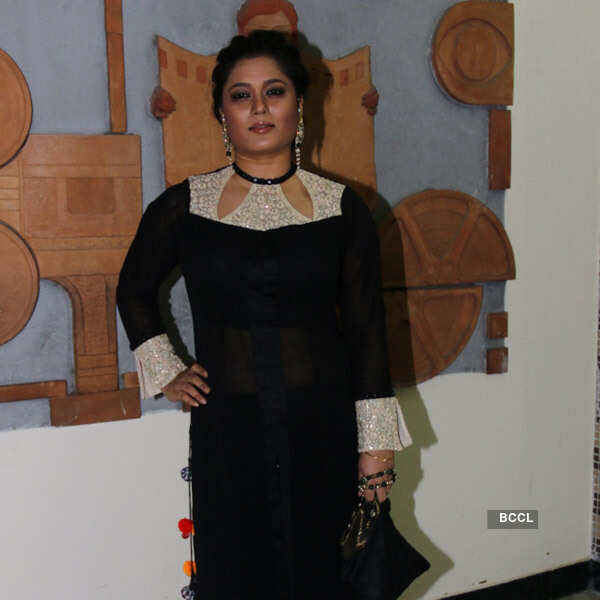 Ananya Chatterjee Pictures