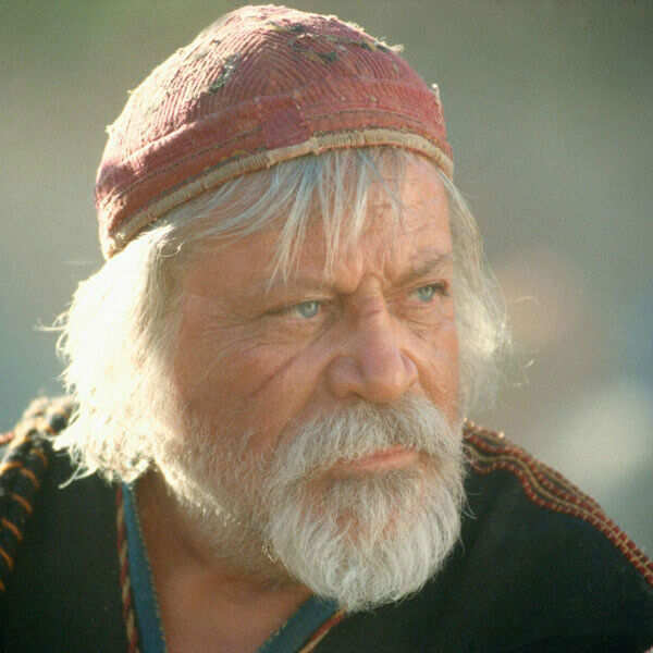 Oliver Reed Images