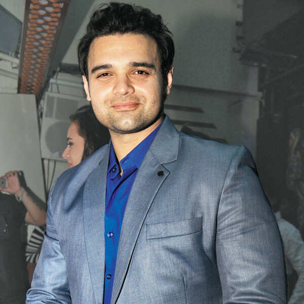 Mahaakshay Chakraborty Photos