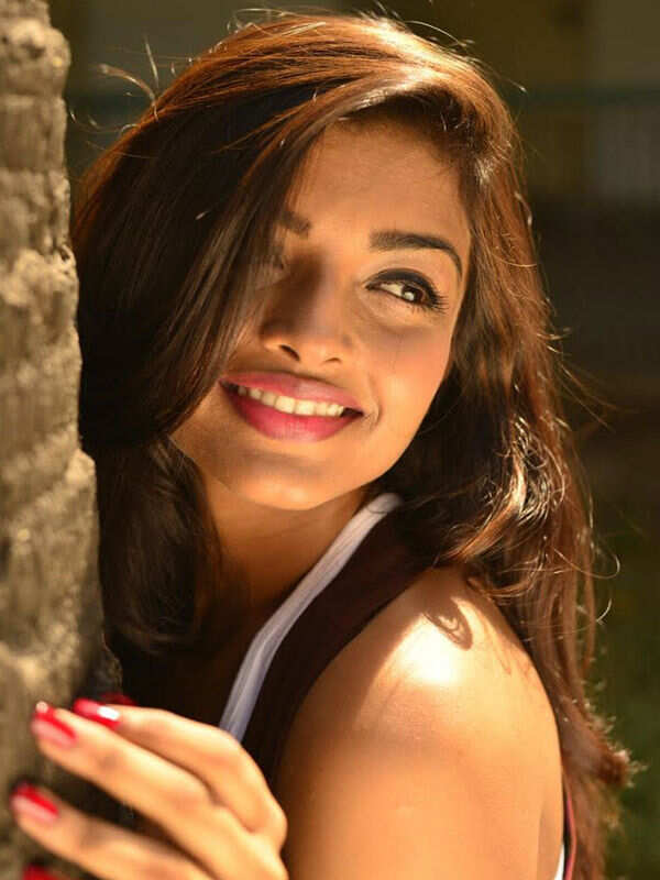 Ashna Zaveri