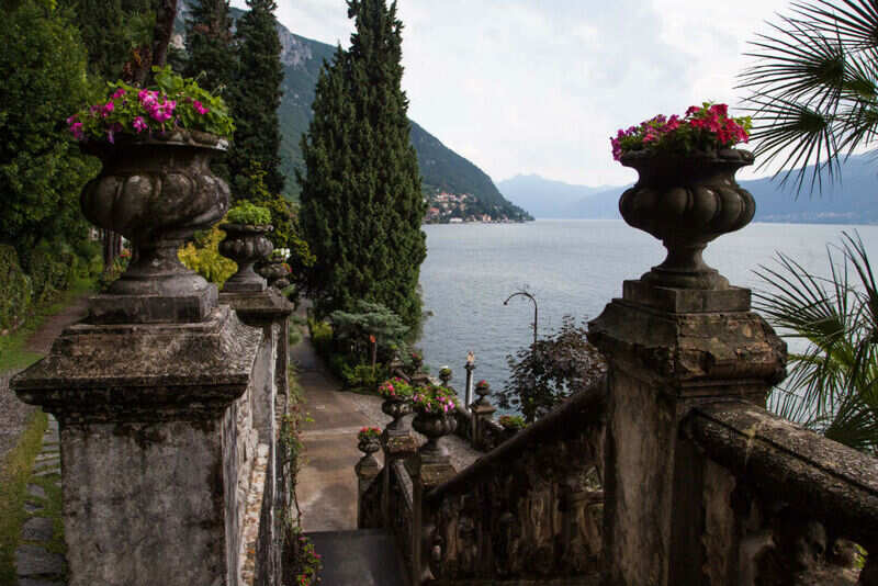 TRAVEL-TIMES-LAKE-COMO-AUG11-13_1171912