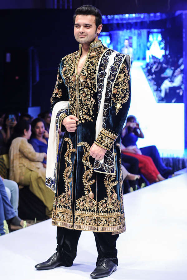 Mahaakshay Chakraborty