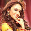 Article image for: <i class="tbold">amruta</i> performs despite being down with viral