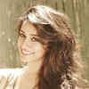 What makes Shraddha Kapoor popular with her fans?