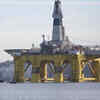 Article image for: 'Kayaktivists' block <i class="tbold">shell</i> oil rig in Washington