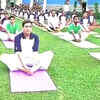 Article image for: RK Dhowan practices yoga as Navy all set to undertake 'Yoga across Oceans' on June 21