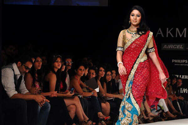 Sunidhi Chauhan Pictures