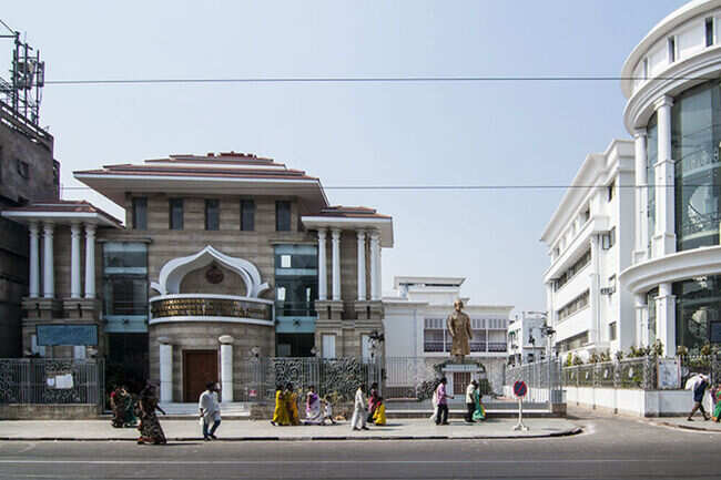 Swami Vivekananda’s Ancestral House and Cultural Centre Swami Vivekananda’s Ancestral House and Cultural Centre