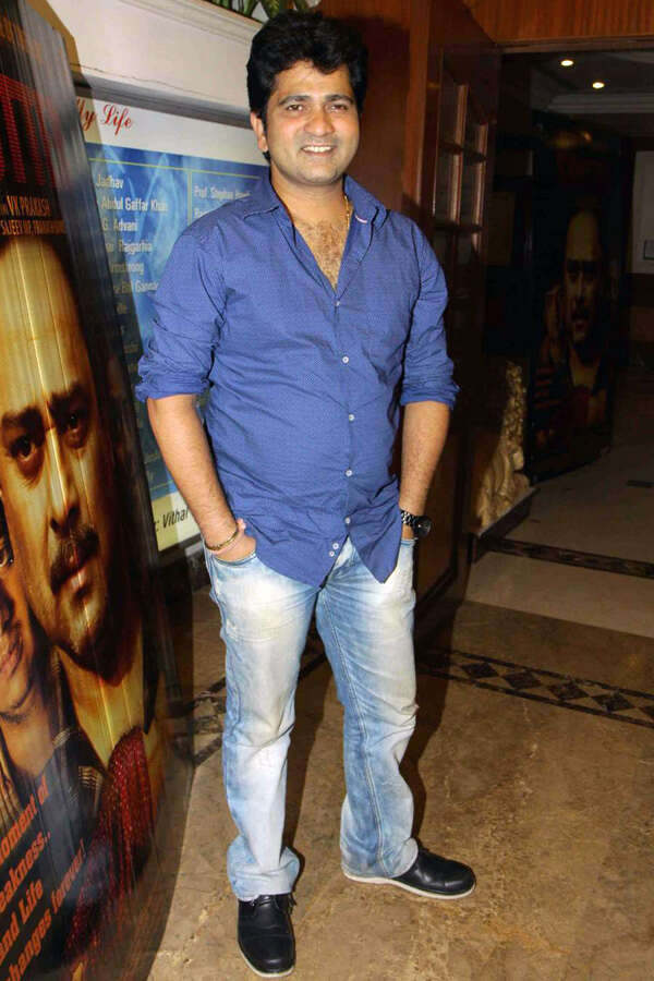Sushant Shelar Images