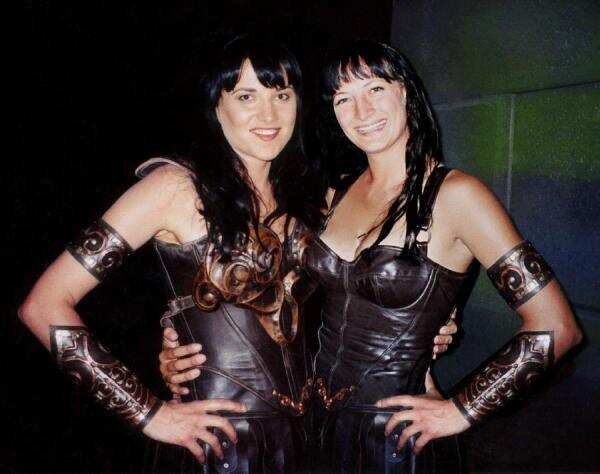 Lucy Lawless Photos