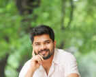 Hemant Dhome's portfolio pics