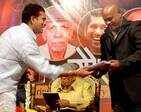 Sachin, Kambli felicitate Guru