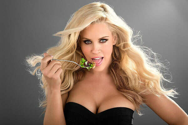 Jenny McCarthy Wallpapers