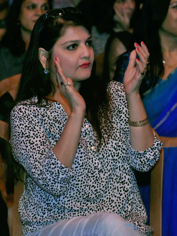 Pallavi Chatterjee Wallpapers