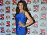 Sushmita Sen looks resplendent in blue gown