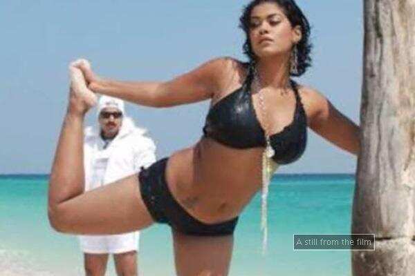 Mumaith Khan Photos