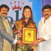 Article image for: Stars during <i class="tbold">tsr</i> TV9 National Film Awards