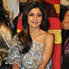 Article image for: Shilpa Shetty attends <i class="tbold">tsr</i> TV9 National Film Awards