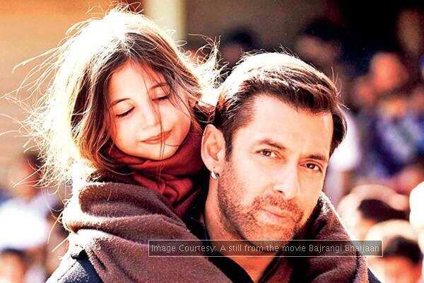 Harshaali Malhotra Wallpapers