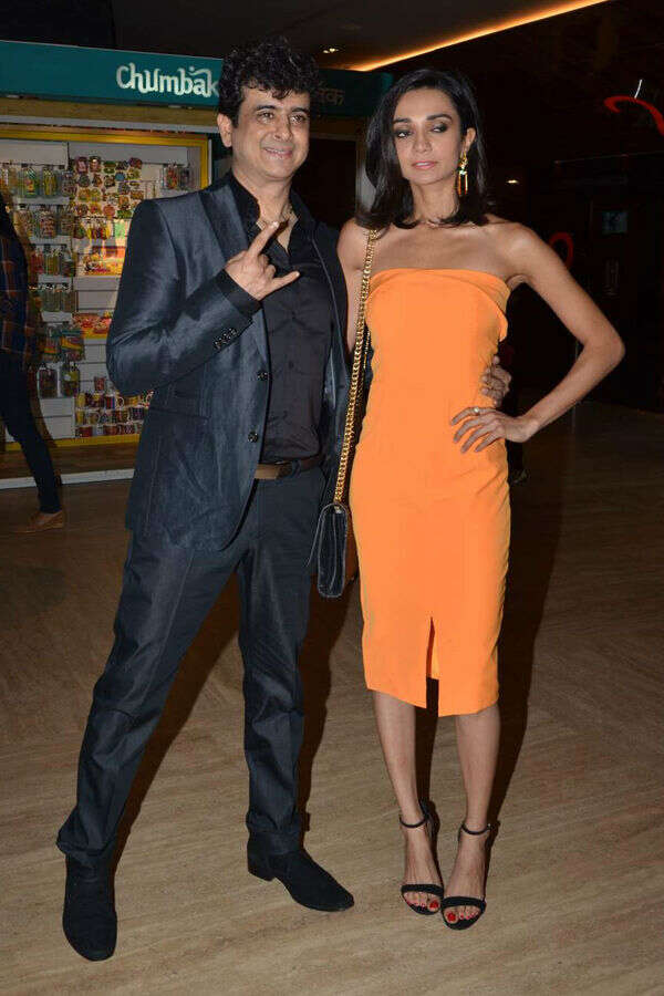 Palash Sen Stills