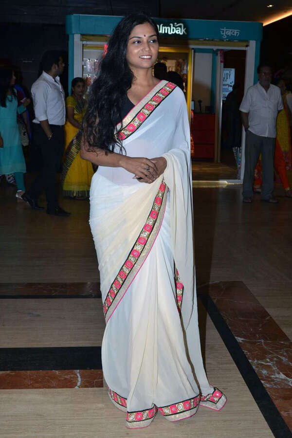 Usha Jadhav Pictures