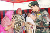 Article image for: See the latest photos of <i class="tbold">new army chief general vijay kumar singh</i>