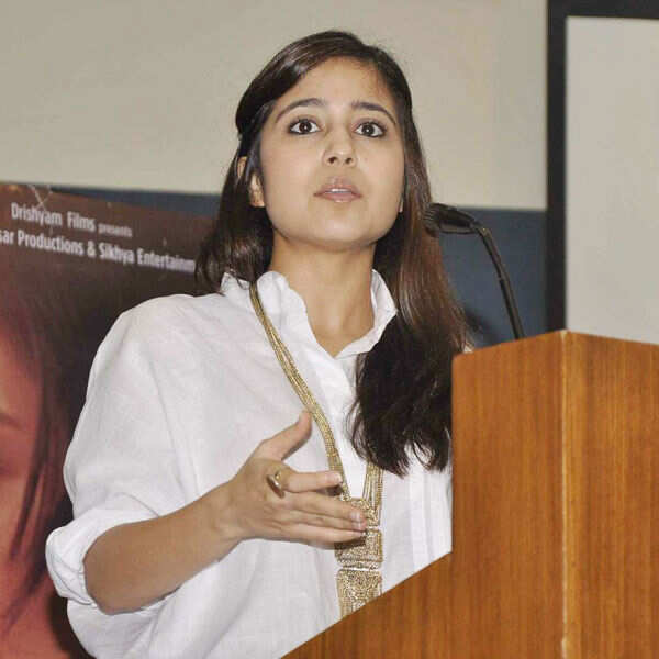 Shweta Tripathi