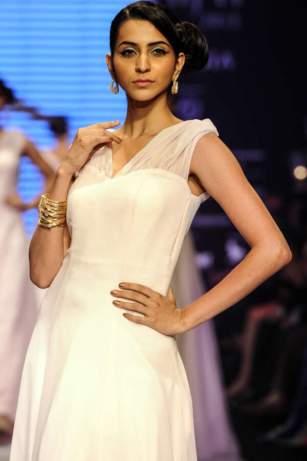 Tithi Raaj Stills