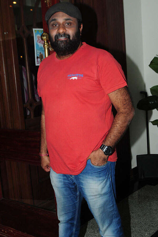 Sugeeth Photos