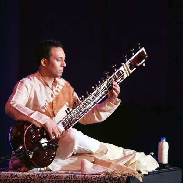 Hidayat Khan Photos