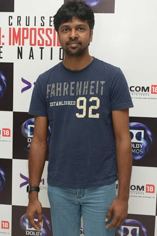 Madhan Karky Photos