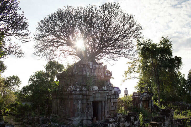 TRAVEL-TIMES-SIEM-REAP-6_1306192