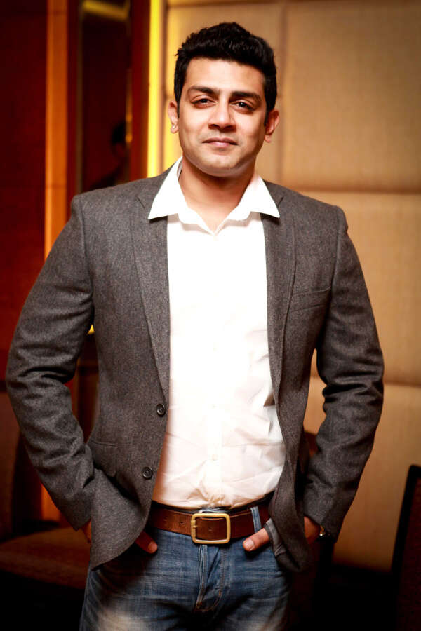 Raghu Mukherjee Stills
