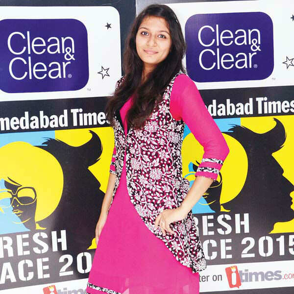 Devanshi Pictures