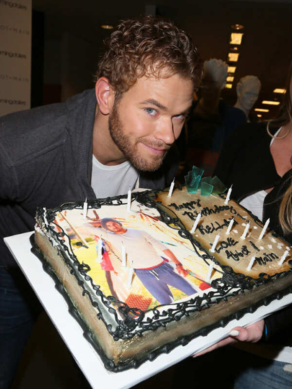 Kellan Lutz Pictures