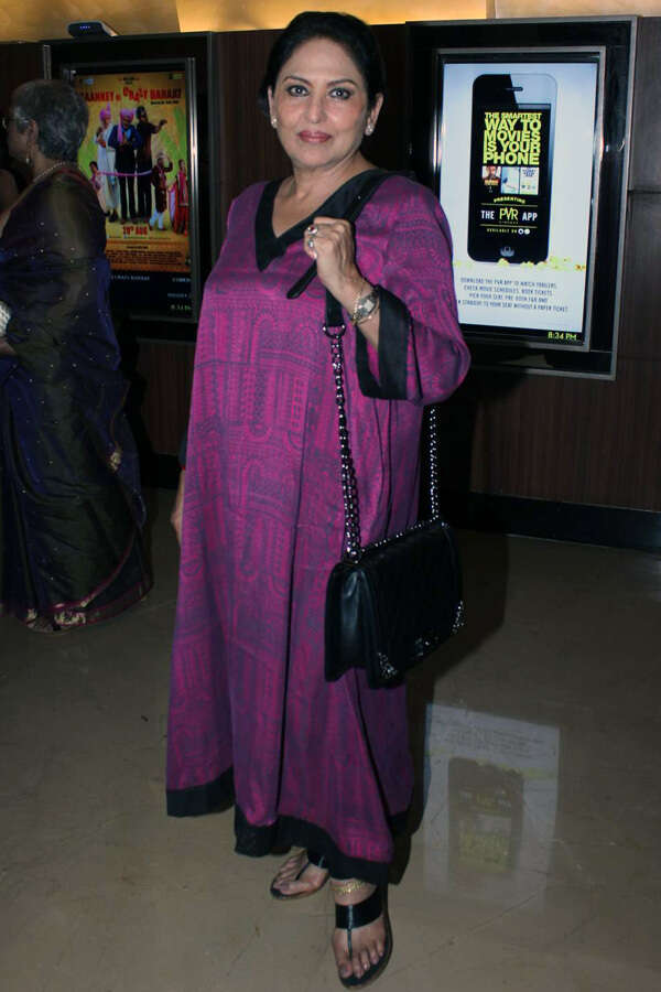 Anju Mahendru Photos