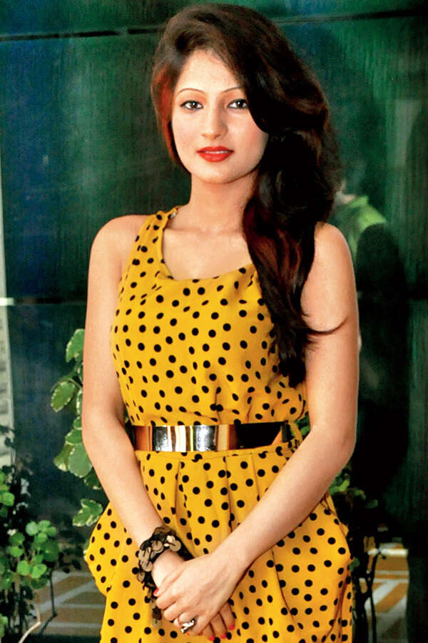 Subholina Photos