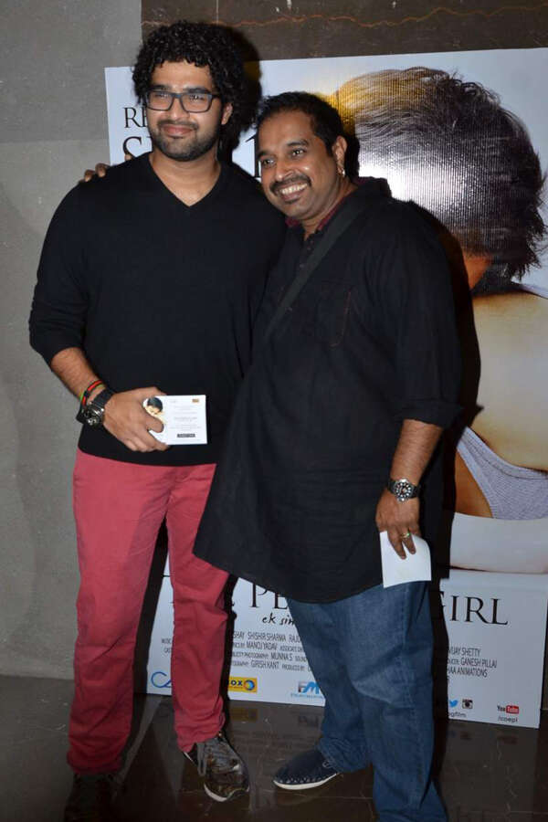 Siddharth Mahadevan Images